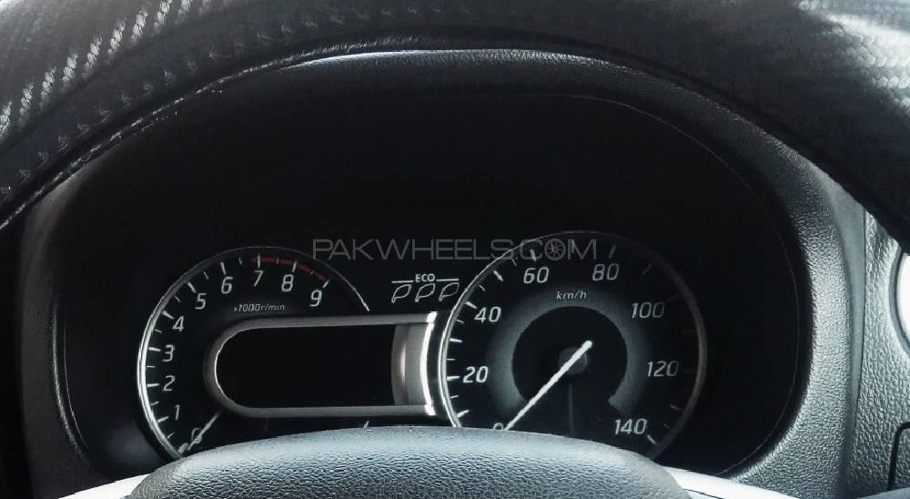 Nissan Roox 2015 for Sale in Karachi Image-1