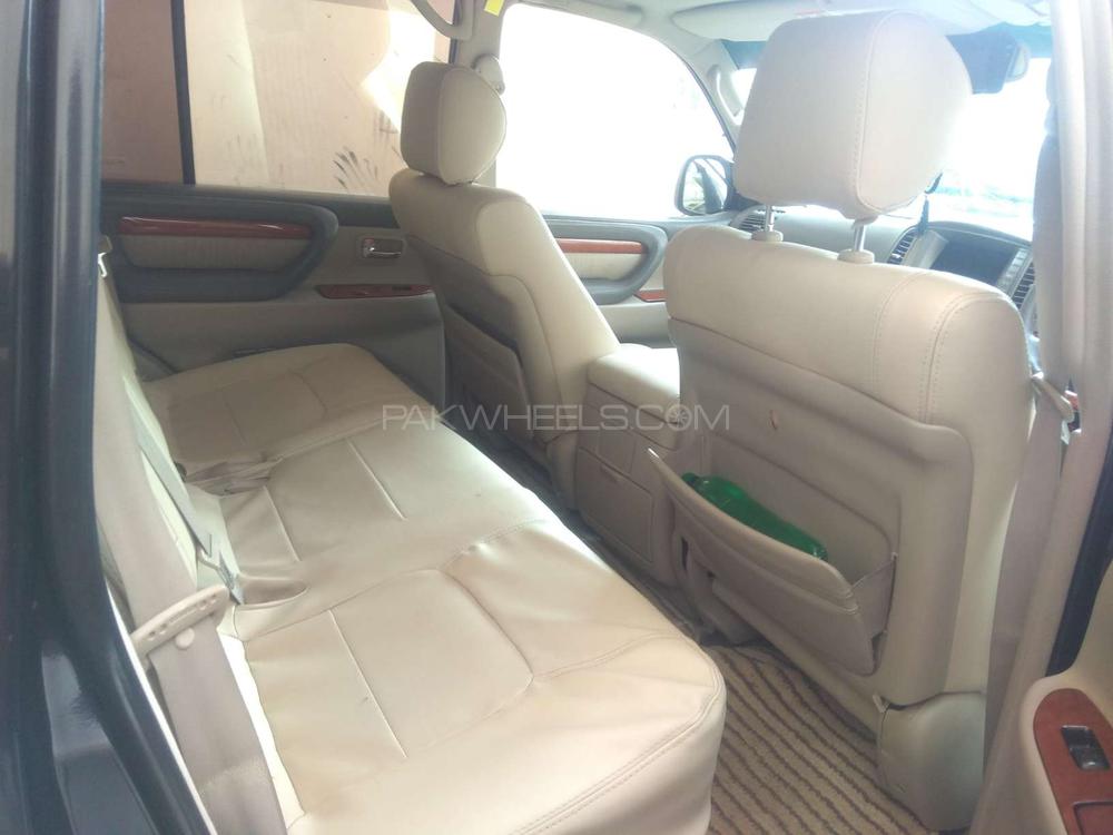 لیکزس ایل ایکس سیریز 2004 for Sale in کراچی لیکزس ایل ایکس سیریز 2004 for Sale in کراچی Image-10