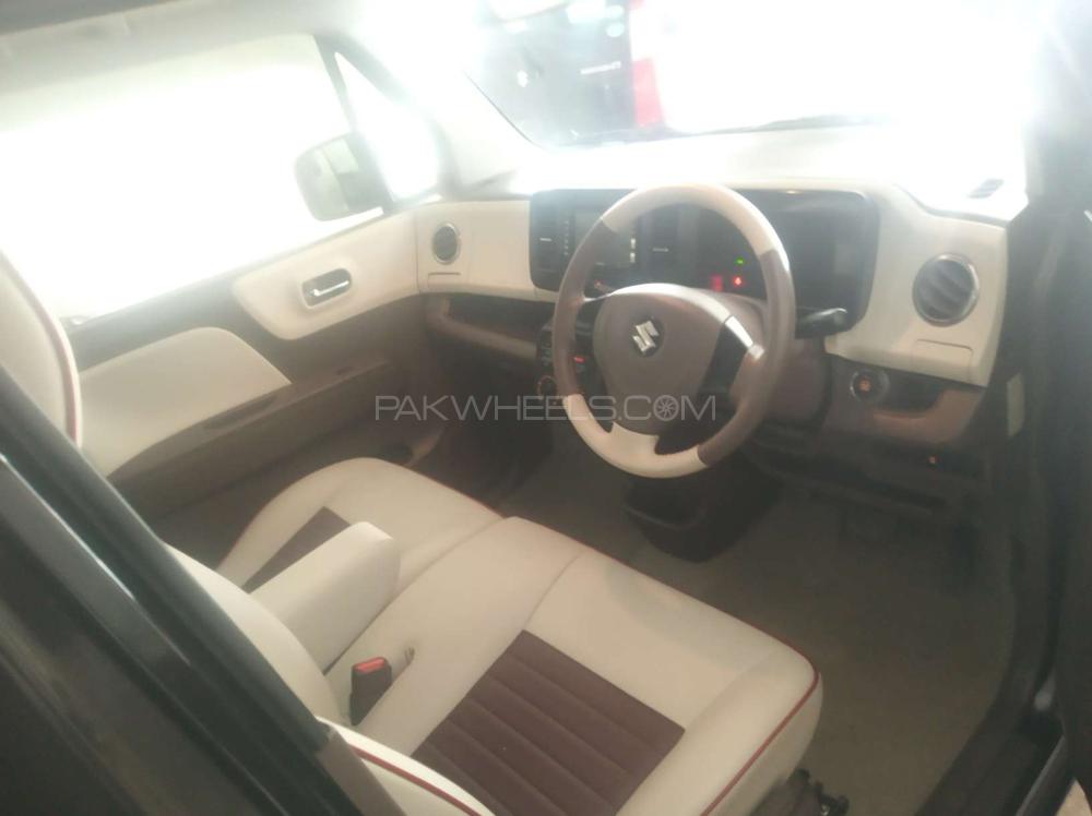 Suzuki MR Wagon 2015 for Sale in Faisalabad Suzuki MR Wagon 2015 for Sale in Faisalabad Image-4