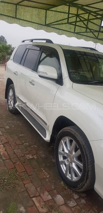 Toyota Land Cruiser 2012 for Sale in Lahore Toyota Land Cruiser 2012 for Sale in Lahore Image-4
