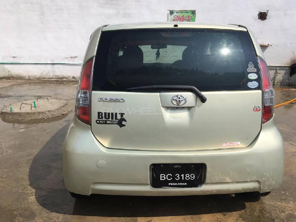 Toyota Passo 2004 for Sale in Topi Image-1