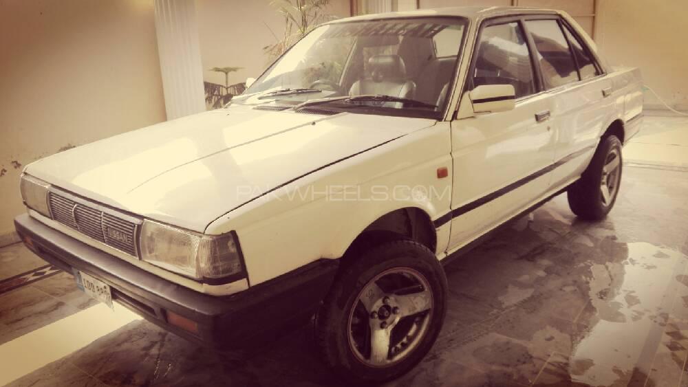 Nissan Sunny 1988 for Sale in Jand Image-1