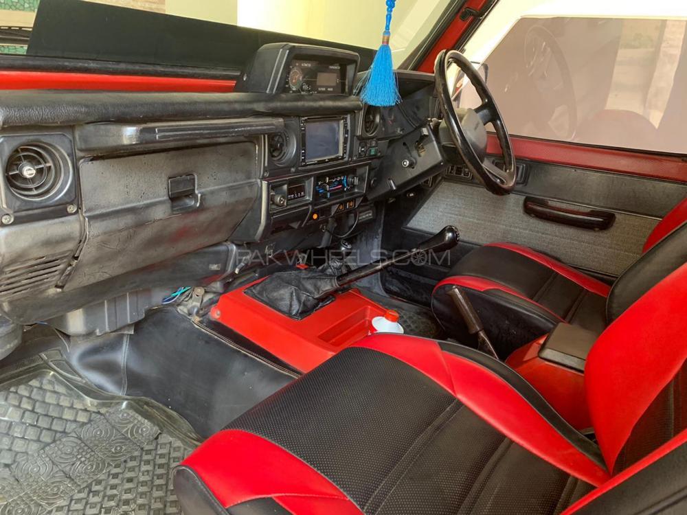 Toyota Land Cruiser 1982 for Sale in Peshawar Toyota Land Cruiser 1982 for Sale in Peshawar Image-3