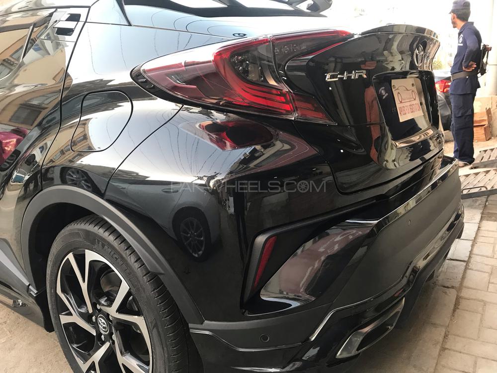 Toyota C-HR 2017 for Sale in Karachi Toyota C-HR 2017 for Sale in Karachi Image-15