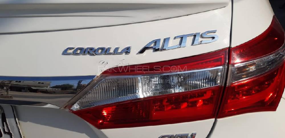 Toyota Corolla 2017 for Sale in Islamabad Toyota Corolla 2017 for Sale in Islamabad Image-2