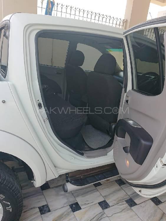 Mitsubishi Triton 2012 for Sale in Lahore Mitsubishi Triton 2012 for Sale in Lahore Image-6