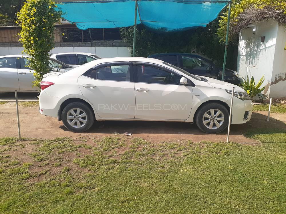 Toyota Corolla 2015 for Sale in Karachi Toyota Corolla 2015 for Sale in Karachi Image-7