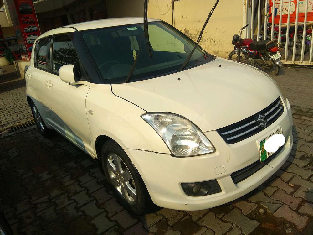 Suzuki Swift 2014 for Sale in Lahore Suzuki Swift 2014 for Sale in Lahore Image-2