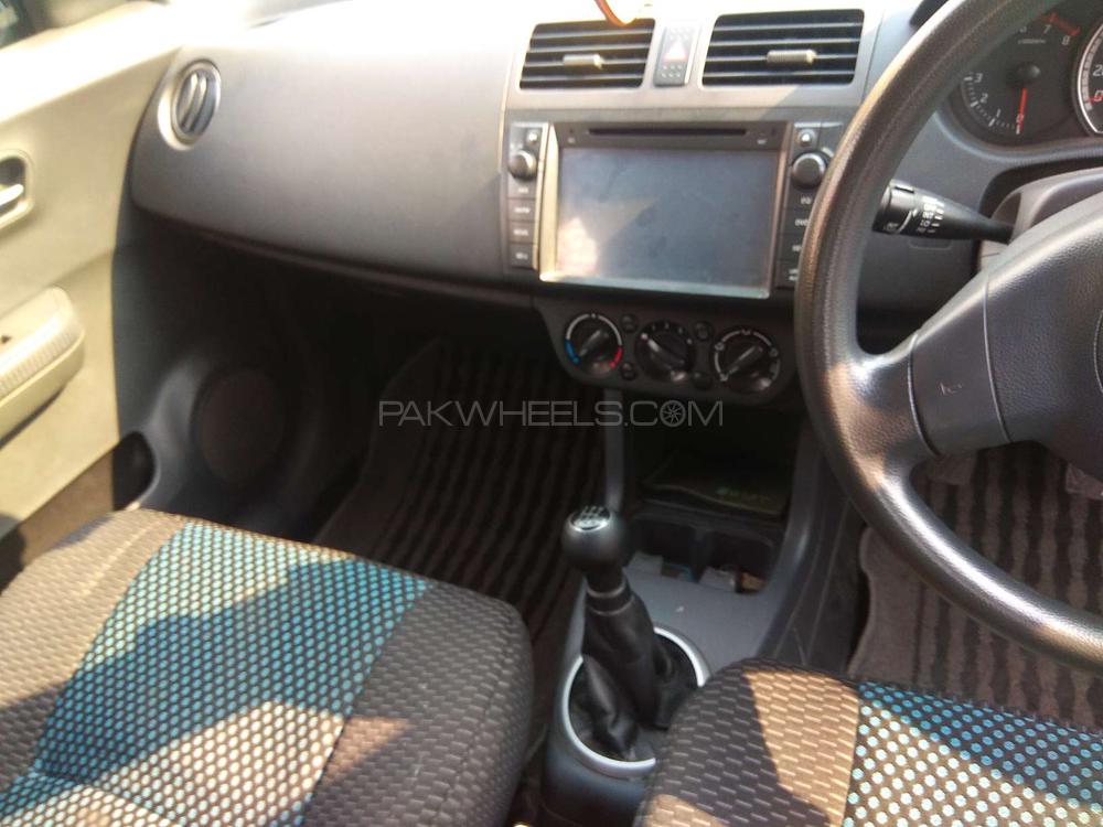 Suzuki Swift 2014 for Sale in Lahore Suzuki Swift 2014 for Sale in Lahore Image-7