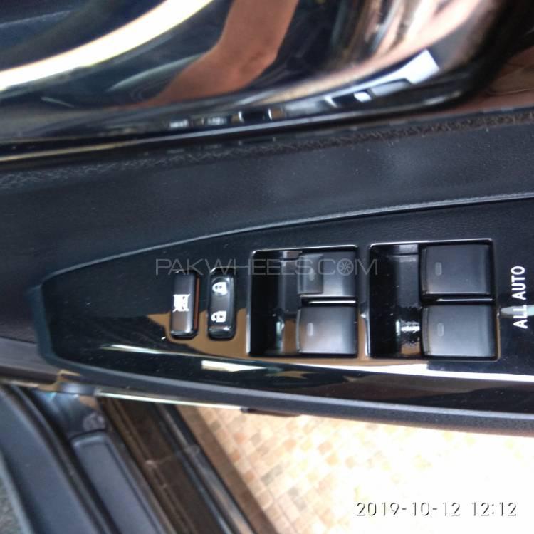 Toyota Corolla Fielder 2014 for Sale in Islamabad Toyota Corolla Fielder 2014 for Sale in Islamabad Image-10