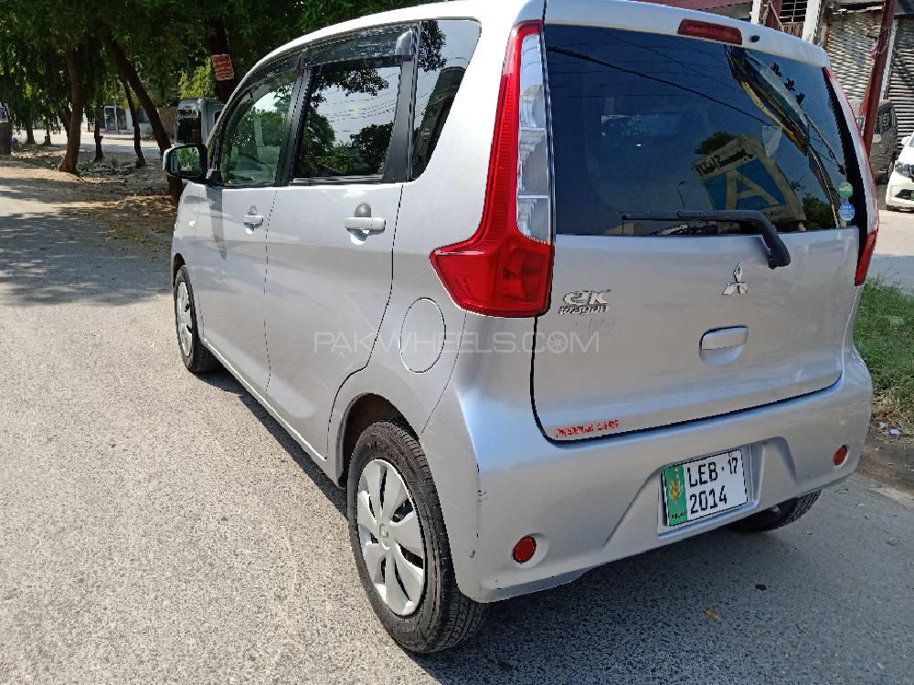 Mitsubishi Ek Wagon 2013 for Sale in Lahore Mitsubishi Ek Wagon 2013 for Sale in Lahore Image-3