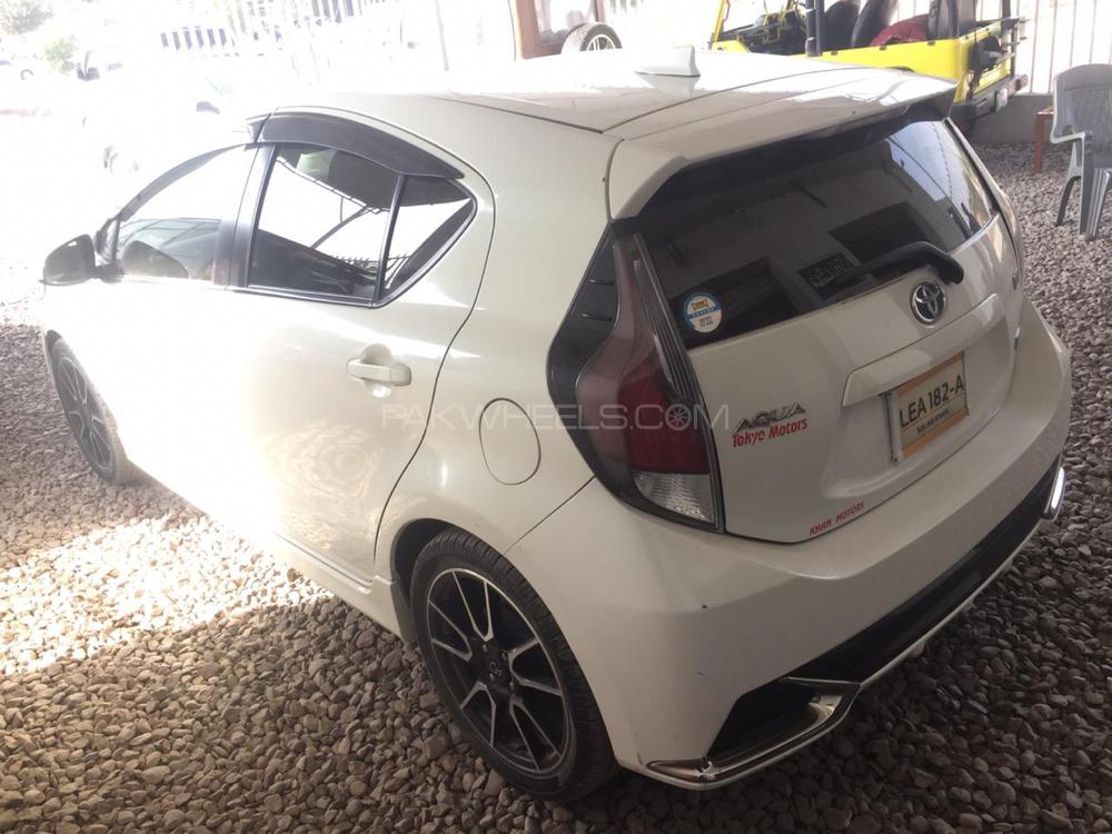 Toyota Aqua 2015 for Sale in Peshawar Toyota Aqua 2015 for Sale in Peshawar Image-2