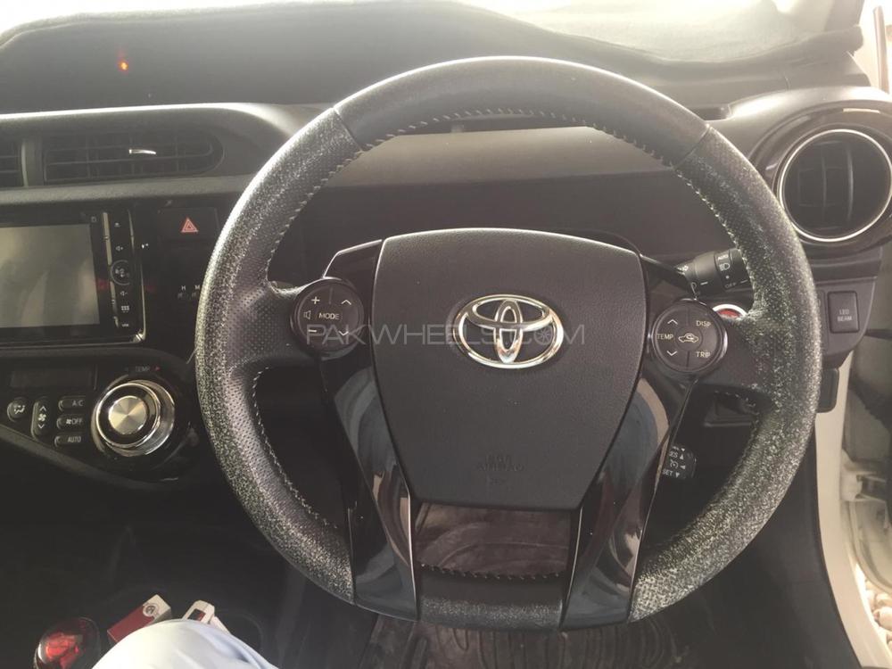 Toyota Aqua 2015 for Sale in Peshawar Toyota Aqua 2015 for Sale in Peshawar Image-11