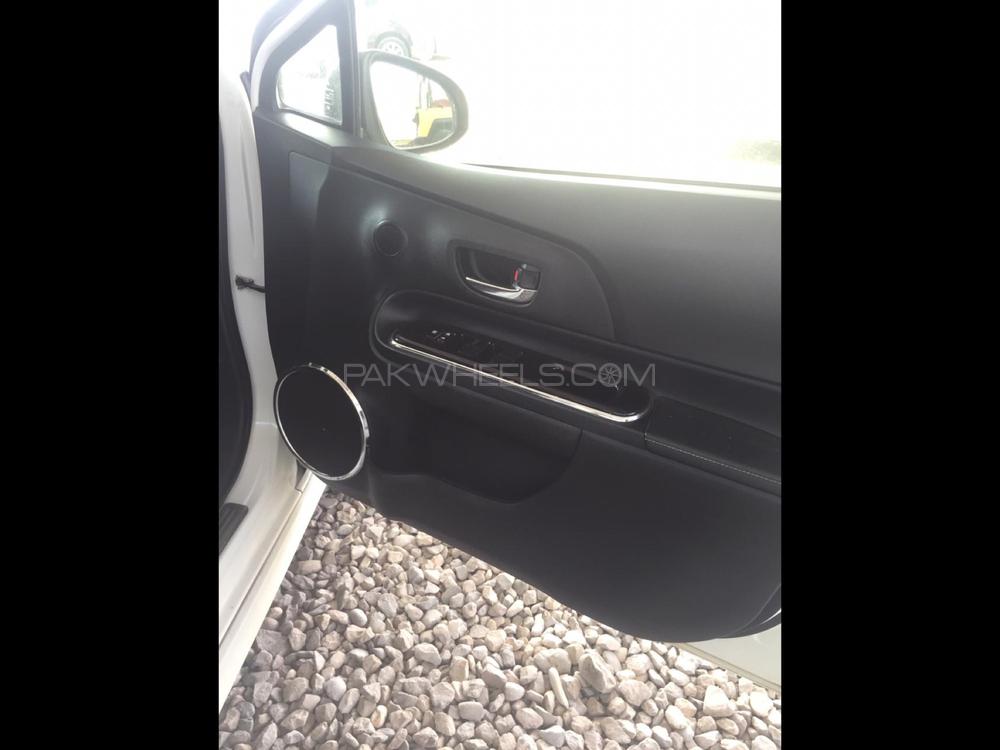 Toyota Aqua 2015 for Sale in Peshawar Toyota Aqua 2015 for Sale in Peshawar Image-12