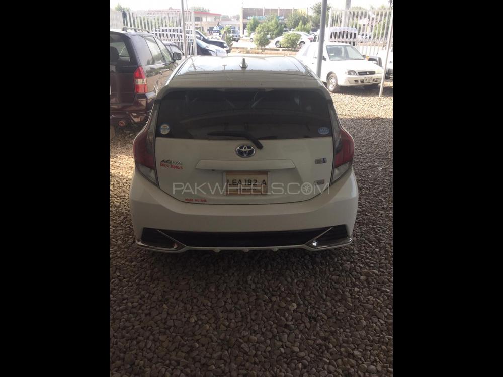 Toyota Aqua 2015 for Sale in Peshawar Toyota Aqua 2015 for Sale in Peshawar Image-17