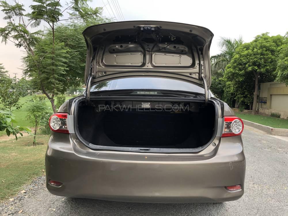 Toyota Corolla 2014 for Sale in Lahore Toyota Corolla 2014 for Sale in Lahore Image-16