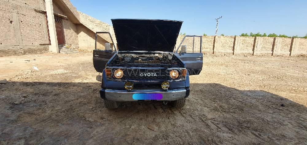 Toyota Land Cruiser 1987 for Sale in Shahdad kot Image-1