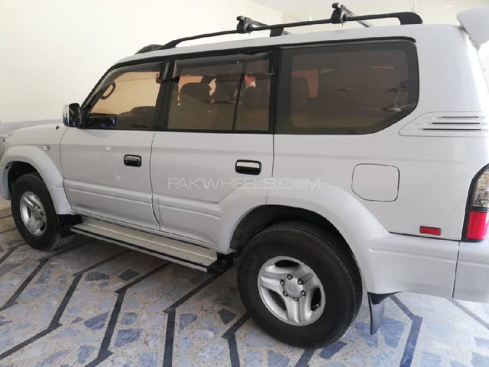 Toyota Prado 2002 for Sale in Peshawar Toyota Prado 2002 for Sale in Peshawar Image-2