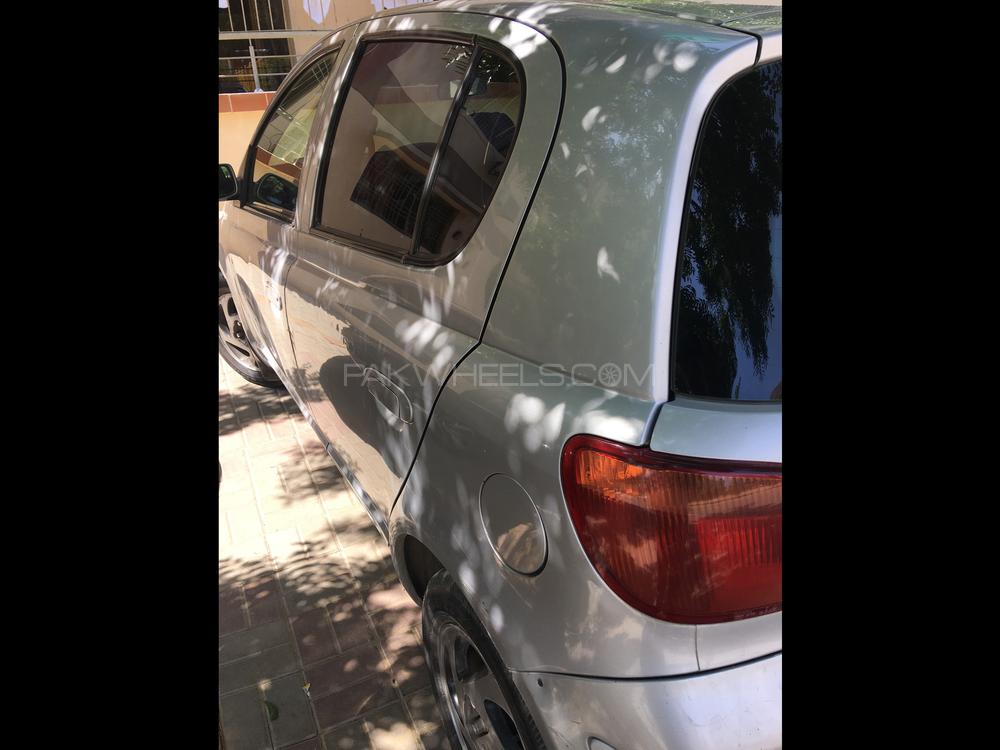 Toyota Vitz 2002 for Sale in Karachi Toyota Vitz 2002 for Sale in Karachi Image-5
