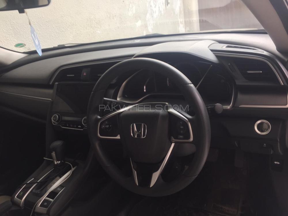 Honda Civic 2018 for Sale in Faisalabad Honda Civic 2018 for Sale in Faisalabad Image-4