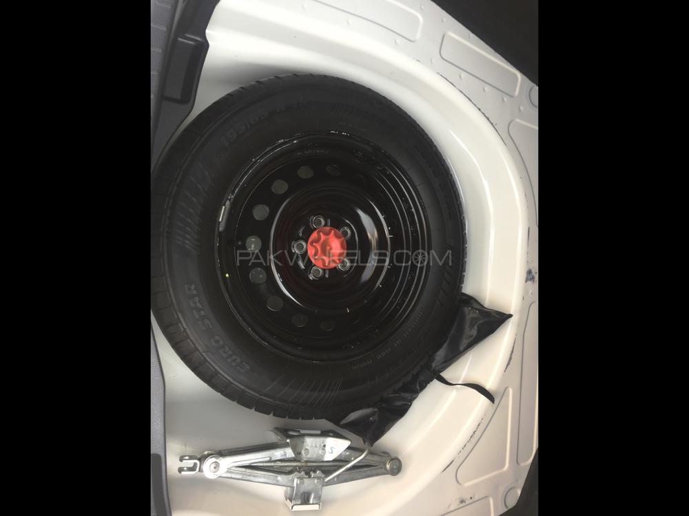 Toyota Corolla 2016 for Sale in Sargodha Toyota Corolla 2016 for Sale in Sargodha Image-8