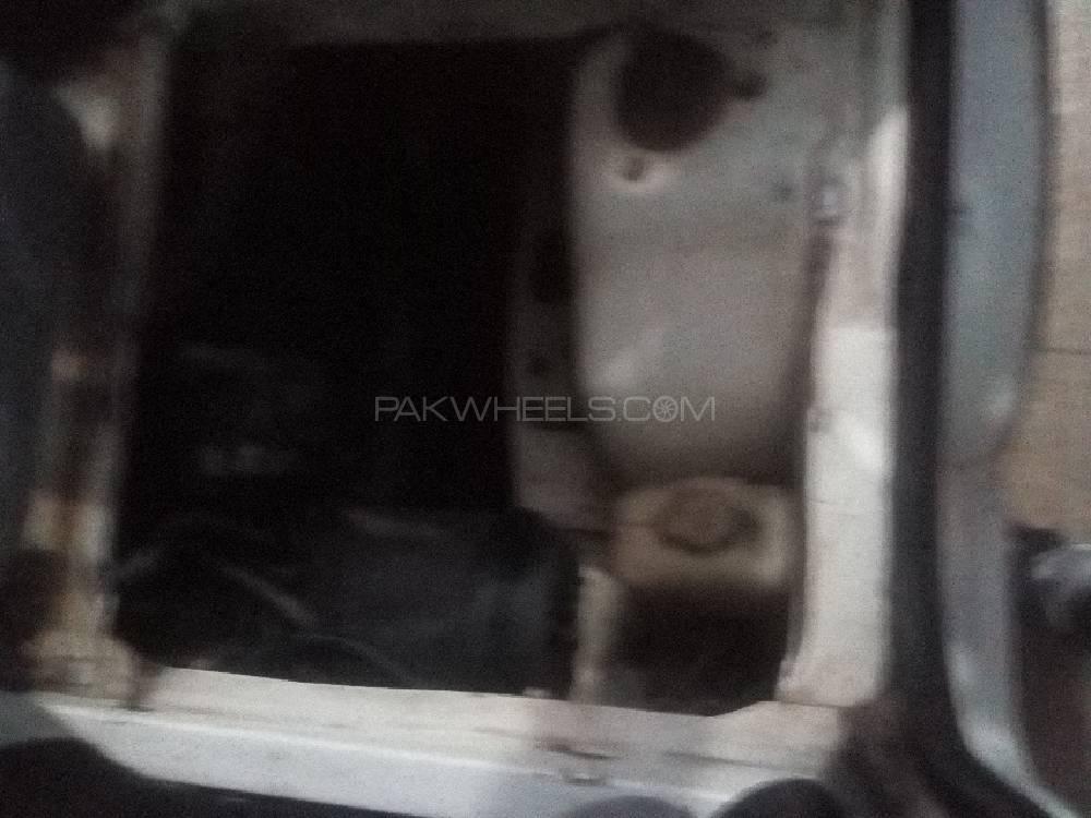 Suzuki Bolan 2011 for Sale in Lahore Suzuki Bolan 2011 for Sale in Lahore Image-5