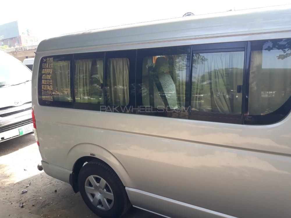 Toyota Hiace 2011 for Sale in Gujranwala Toyota Hiace 2011 for Sale in Gujranwala Image-10