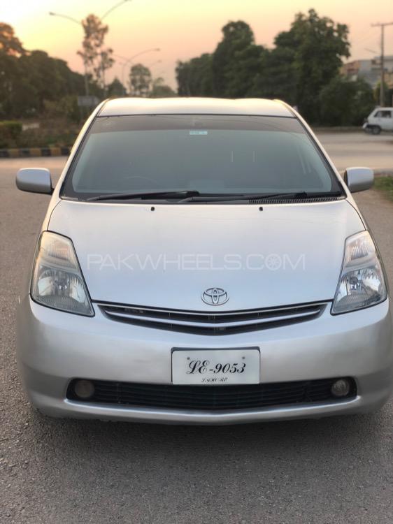 Toyota Prius 2007 for Sale in Hayatabad Image-1