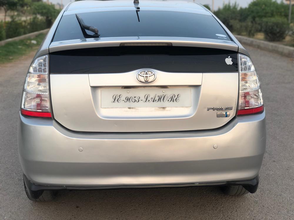 Toyota Prius 2007 for Sale in Hayatabad Toyota Prius 2007 for Sale in Hayatabad Image-3