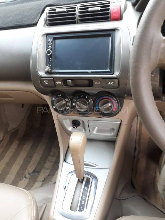 Honda City 2004 for Sale in Faisalabad Honda City 2004 for Sale in Faisalabad Image-10