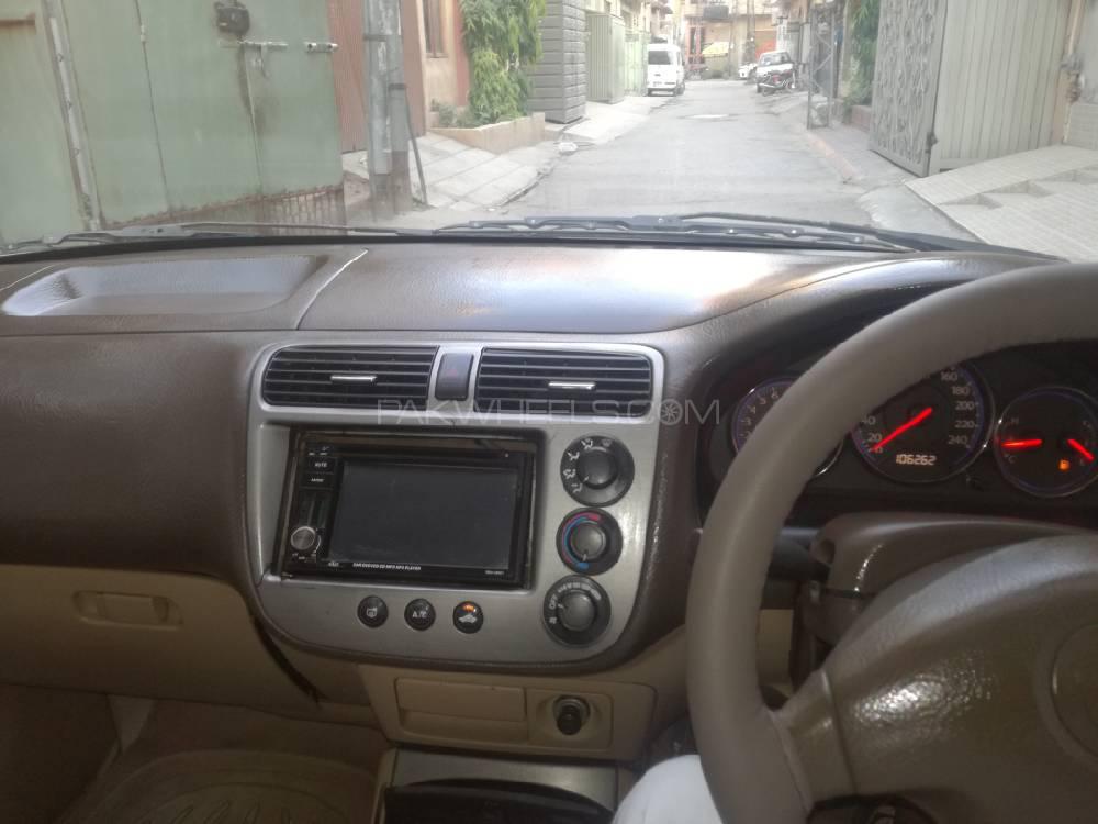 ہونڈا سوک 2004 for Sale in لاہور ہونڈا سوک 2004 for Sale in لاہور Image-9