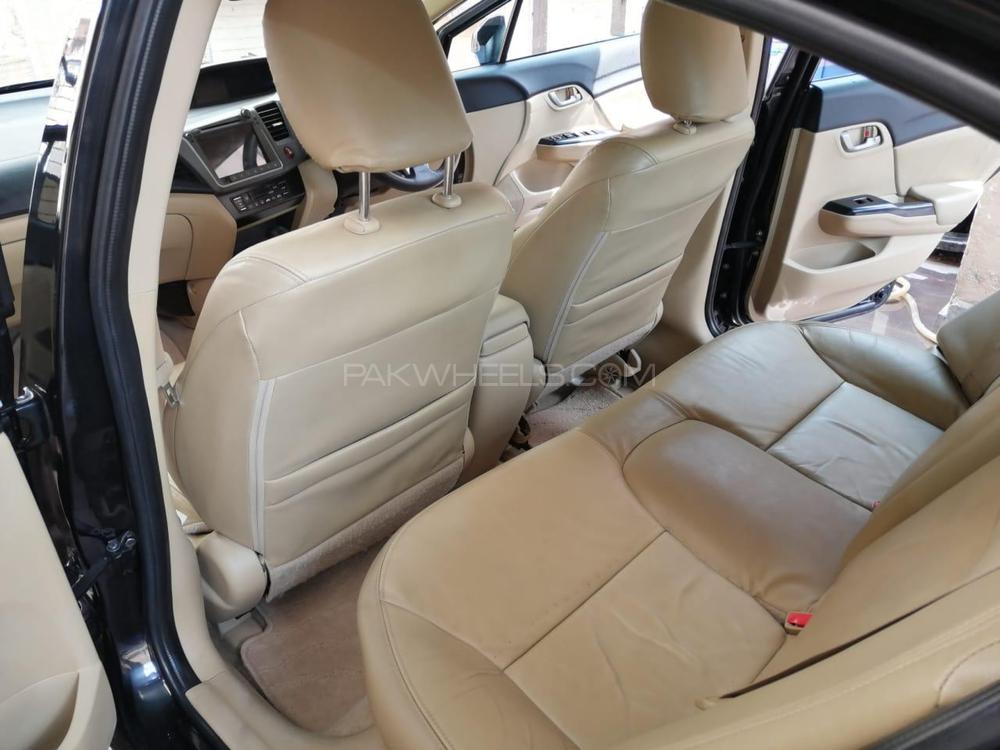 Honda Civic 2016 for Sale in Lahore Honda Civic 2016 for Sale in Lahore Image-10