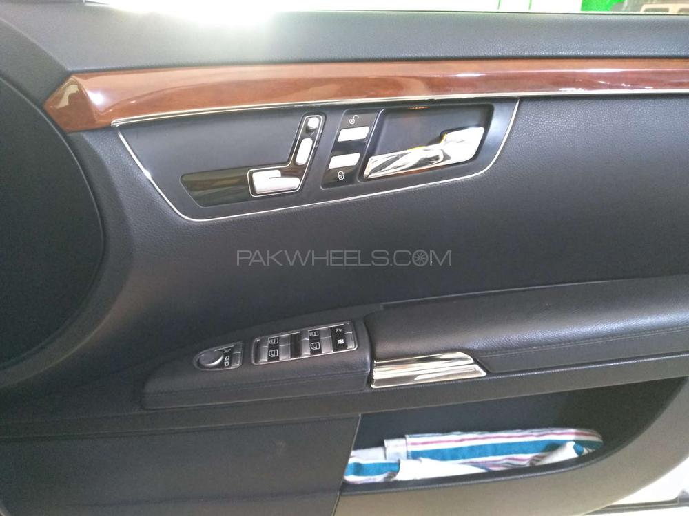 Mercedes Benz S Class 2006 for Sale in Karachi Mercedes Benz S Class 2006 for Sale in Karachi Image-9