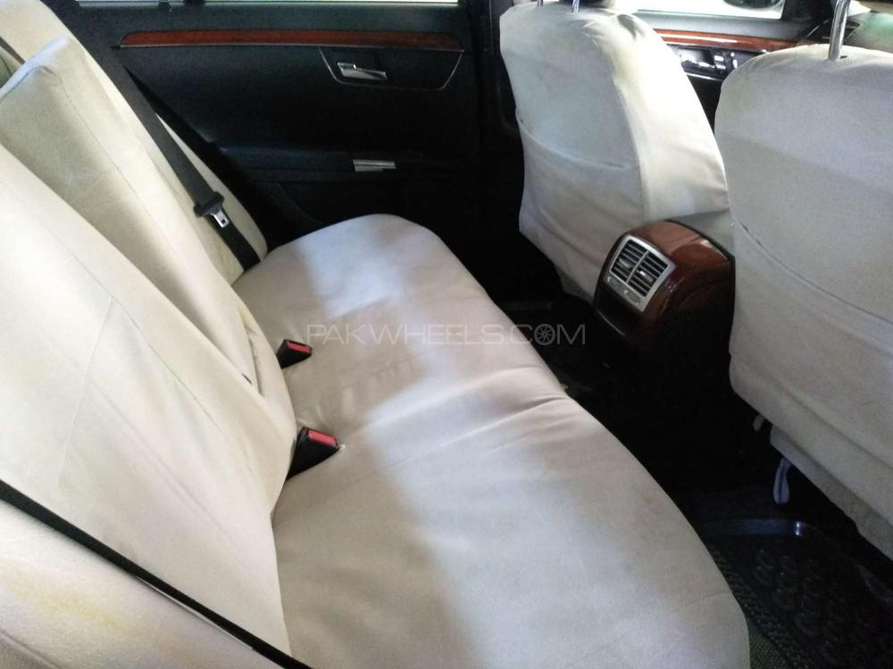 Mercedes Benz S Class 2006 for Sale in Karachi Mercedes Benz S Class 2006 for Sale in Karachi Image-11