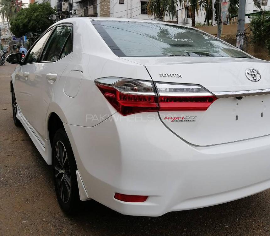 Toyota Corolla 2018 for Sale in Karachi Toyota Corolla 2018 for Sale in Karachi Image-9