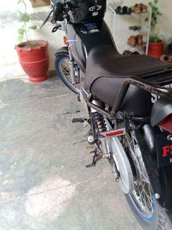 Suzuki GS 150 2013 for Sale Suzuki GS 150 2013 for Sale Image-10