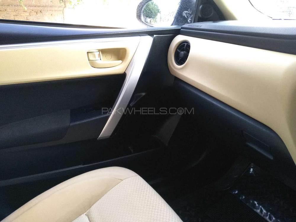 Toyota Corolla 2019 for Sale in Karachi Toyota Corolla 2019 for Sale in Karachi Image-8