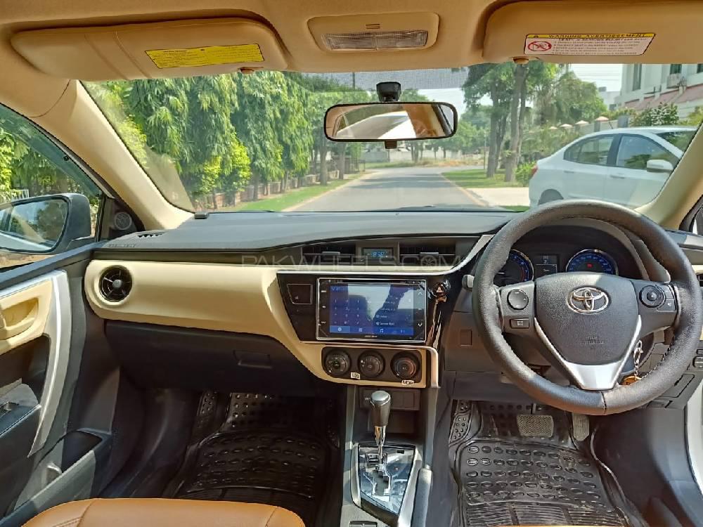 Toyota Corolla 2019 for Sale in Lahore Toyota Corolla 2019 for Sale in Lahore Image-15