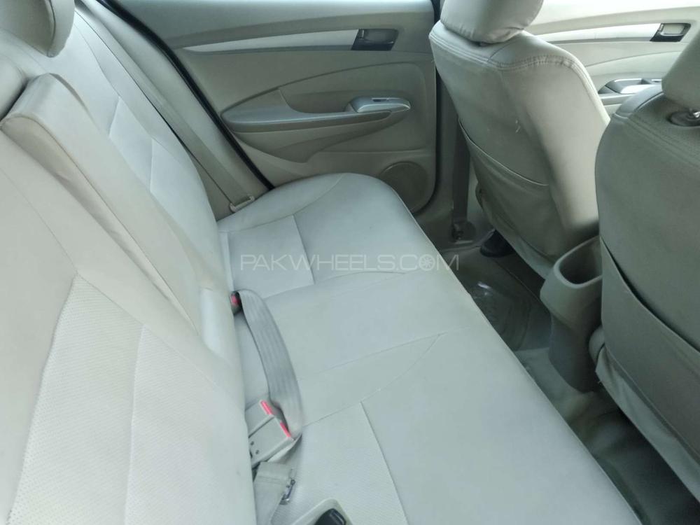 Honda City 2014 for Sale in Lahore Honda City 2014 for Sale in Lahore Image-9
