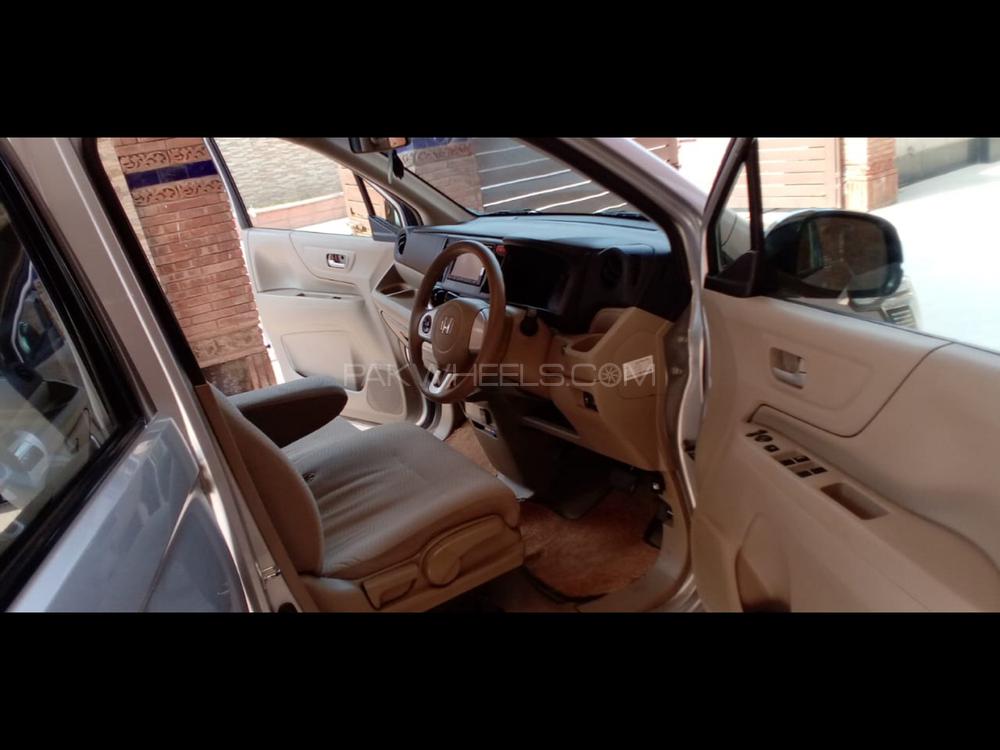 Honda N Wgn 2014 for Sale in Rawalpindi Honda N Wgn 2014 for Sale in Rawalpindi Image-6