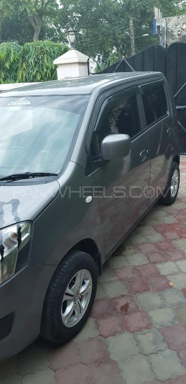 Suzuki Wagon R 2015 for Sale in Lahore Suzuki Wagon R 2015 for Sale in Lahore Image-4