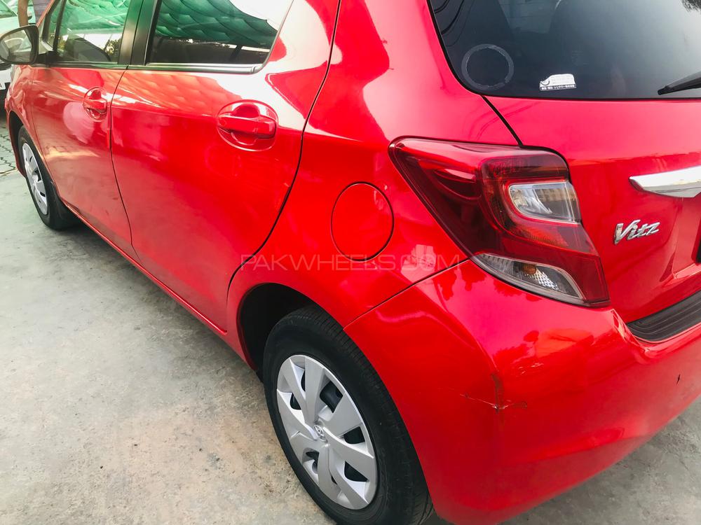 Toyota Vitz 2014 for Sale in Lahore Toyota Vitz 2014 for Sale in Lahore Image-4