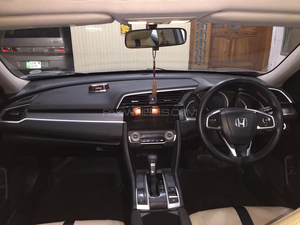 Honda Civic 2016 for Sale in Lahore Honda Civic 2016 for Sale in Lahore Image-9