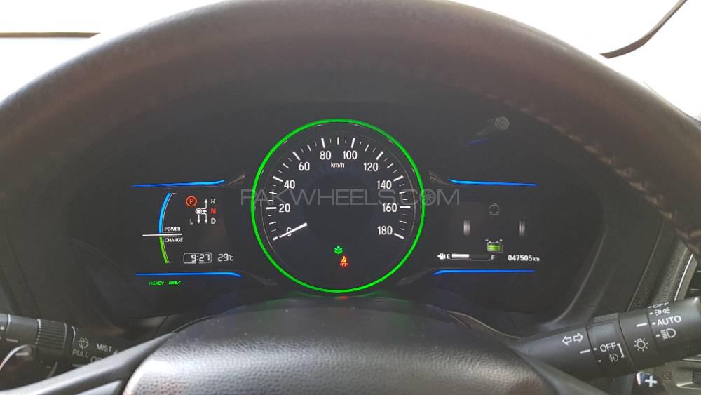 Honda Vezel 2014 for Sale in Karachi Honda Vezel 2014 for Sale in Karachi Image-5