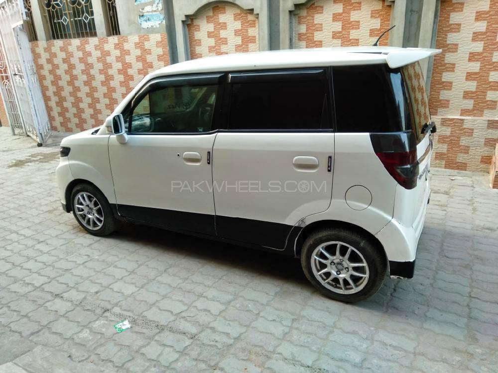 ہونڈا زیسٹ 2010 for Sale in لاہور ہونڈا زیسٹ 2010 for Sale in لاہور Image-12