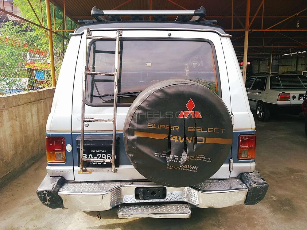 Mitsubishi Pajero 1988 for Sale in Rawalpindi Mitsubishi Pajero 1988 for Sale in Rawalpindi Image-3