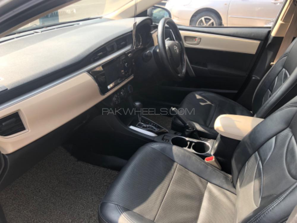 Toyota Corolla 2016 for Sale in Lahore Toyota Corolla 2016 for Sale in Lahore Image-8