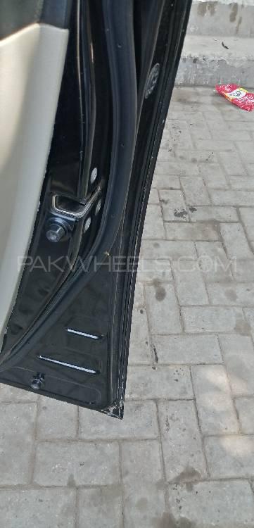 Toyota Corolla 2014 for Sale in Muzaffar Gargh Toyota Corolla 2014 for Sale in Muzaffar Gargh Image-5