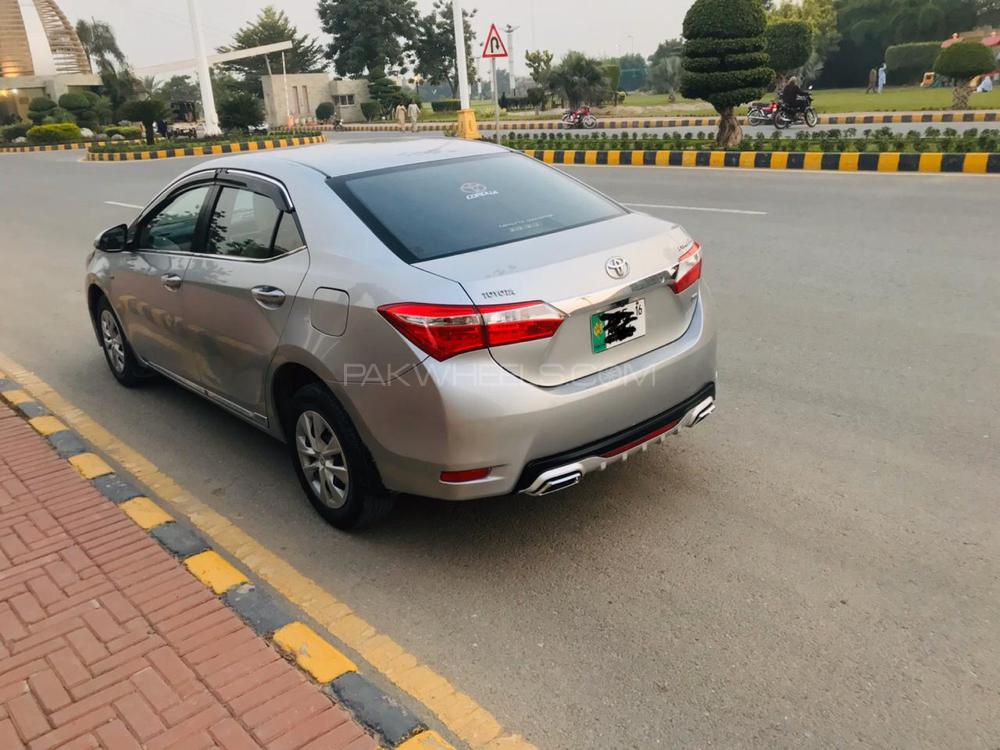 Toyota Corolla 2016 for Sale in Sialkot Toyota Corolla 2016 for Sale in Sialkot Image-9