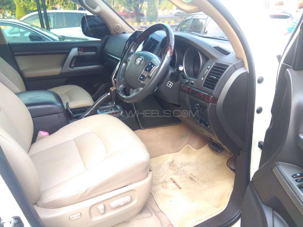 Toyota Land Cruiser 2007 for Sale in Lahore Toyota Land Cruiser 2007 for Sale in Lahore Image-4